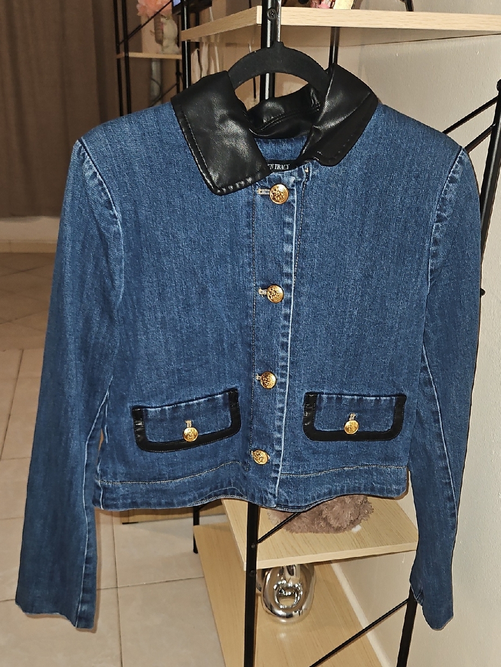 Ellen Tracy Vintage-Inspired Blue Denim Jacket with Black Leather Collar